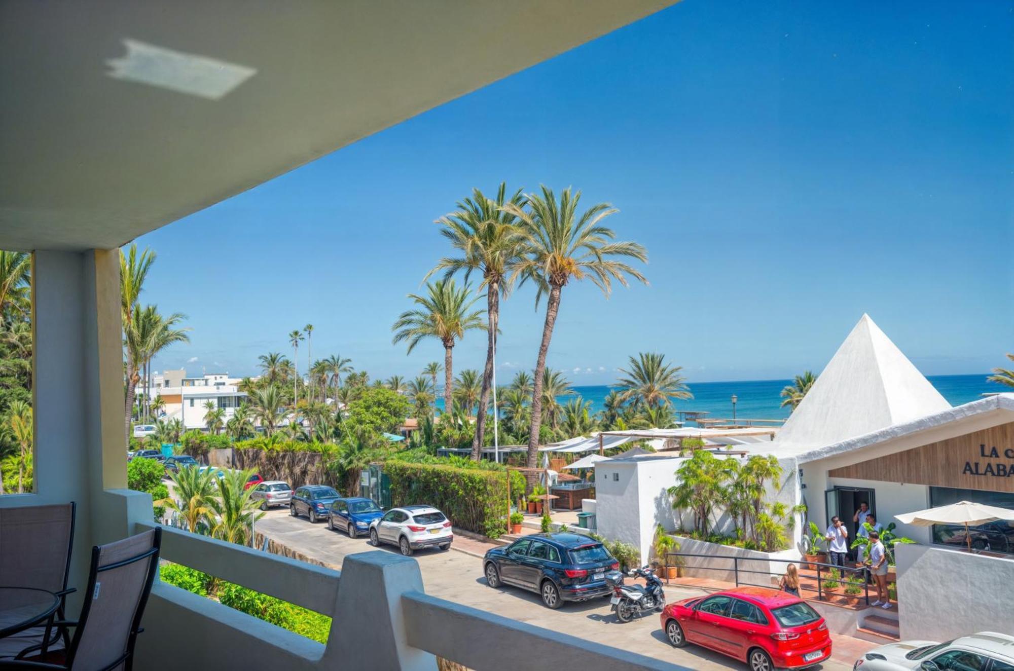Apartamento Pilar Marbella Esterno foto